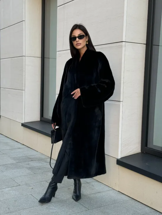 Меховое пальто из аукционного меха норки SAGA FURS, V-образный воротник - фото 7