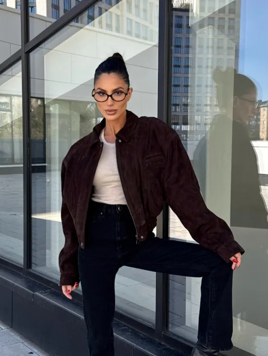 Женская короткая натуральная замшевая куртка - цвет коричневый - фото 13