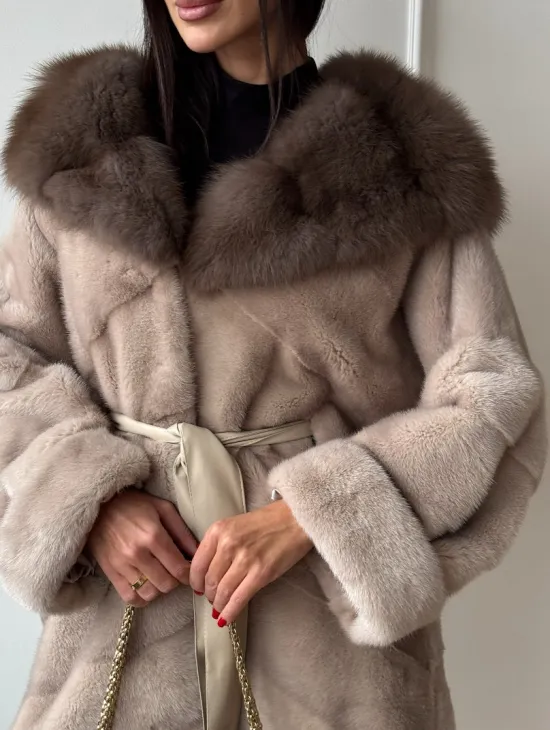Меховое полупальто из меха норки с капюшоном куница - фото 4