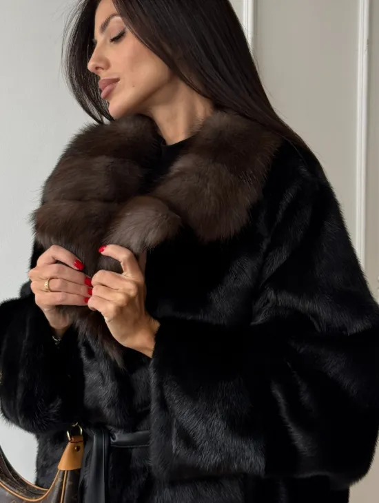 Полушубок из норки Black с воротником из меха темной куницы - фото 1