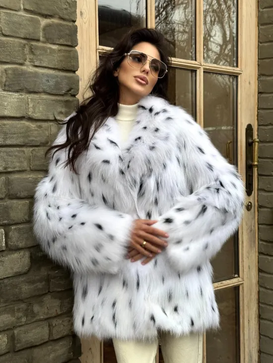 Шуба из цельных шкур натурального меха лисы под рысь (ручная работа) - фото 7