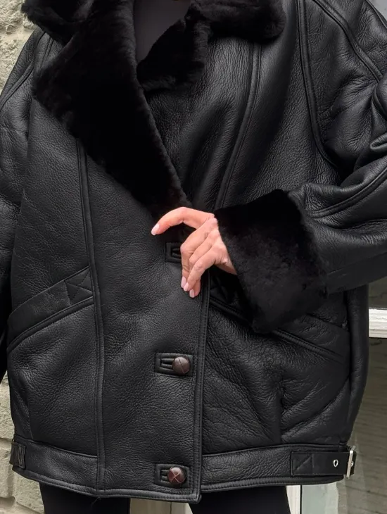 Винтажная куртка - дубленка «Total Black» с английским воротником на пуговицах - фото 1