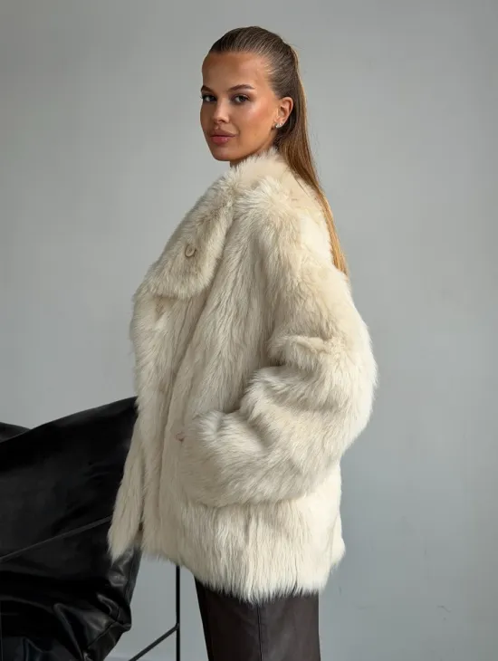 Двухсторонняя дубленка из меха тосканы - фото 11