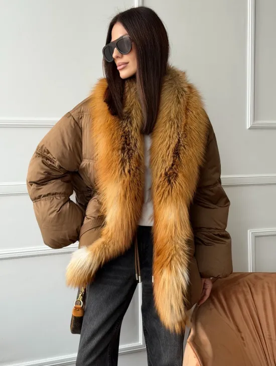Женский пуховик оверсайз с мехом лисы - фото 5