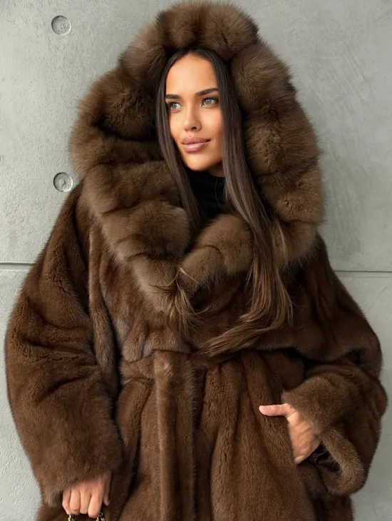 Полушубок норковый летучая мышь - капюшон куница - фото 4