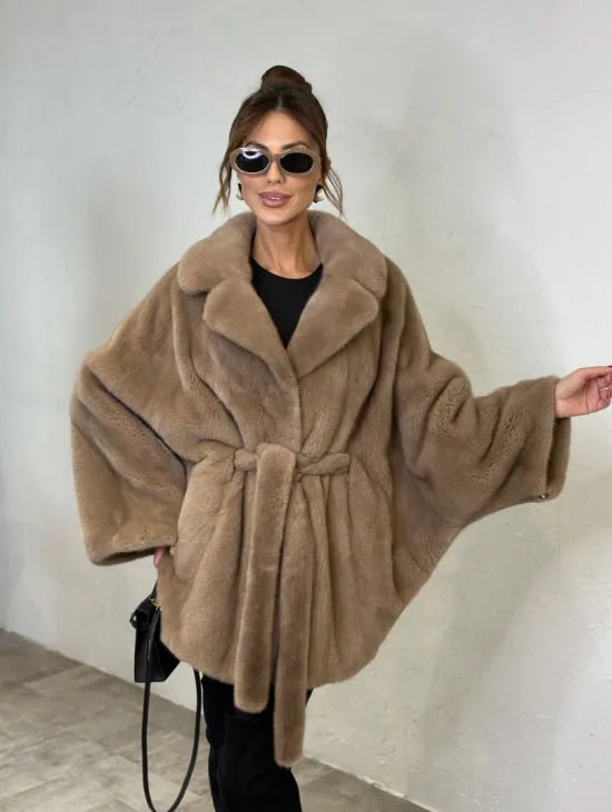 Шуба летучая мышь мех VELVET английский воротник - цвет палевый - фото 5