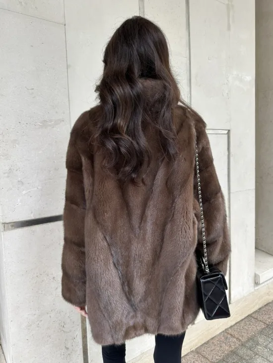 Норковая шуба в коричневом оттенке - Соболь - фото 2